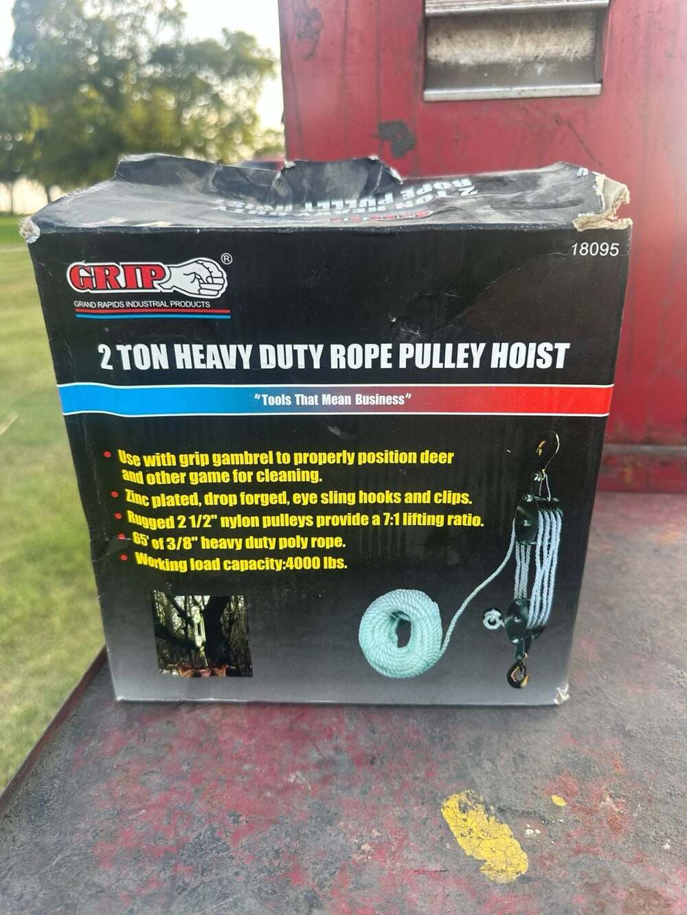 GRIP 2 Ton Heavy Duty Rope Pulley Hoist 18095